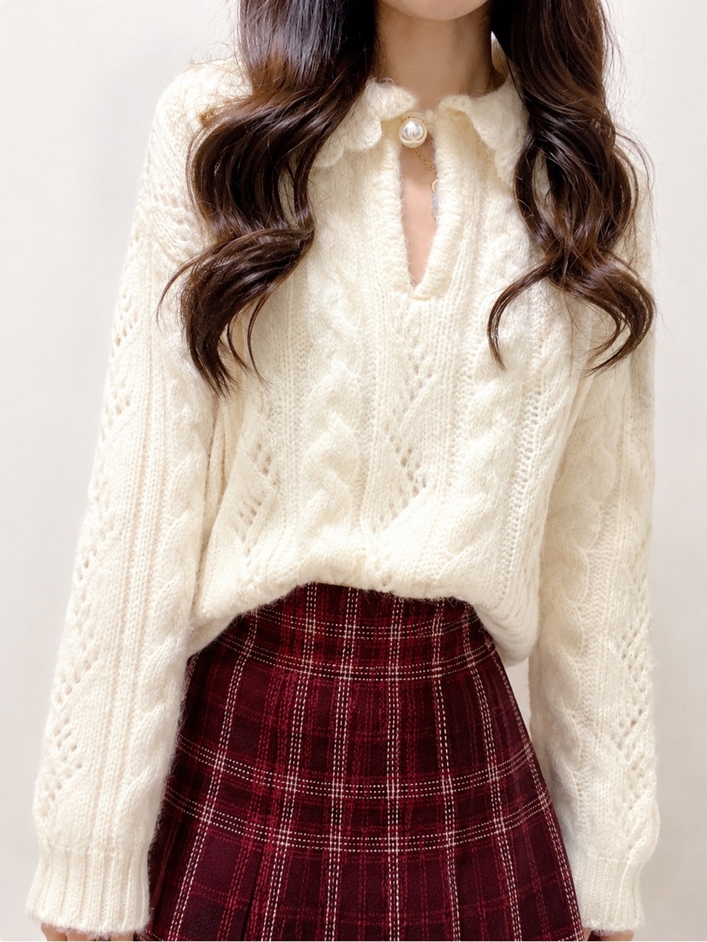 Womenβs Cream Cable Knit Sweater β Pearl Button Ruffle Collar Pullover